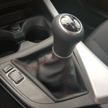 BMW Vites Topuzu 2 Serisi F20 / F21 / F22 / F23 Deri körük BMW Vites Topuzu 2 Serisi F20 / F21 / F22 / F23 Deri körük